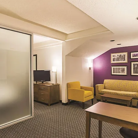 La Quinta By Wyndham Fort Worth North Hotel Exterior photo